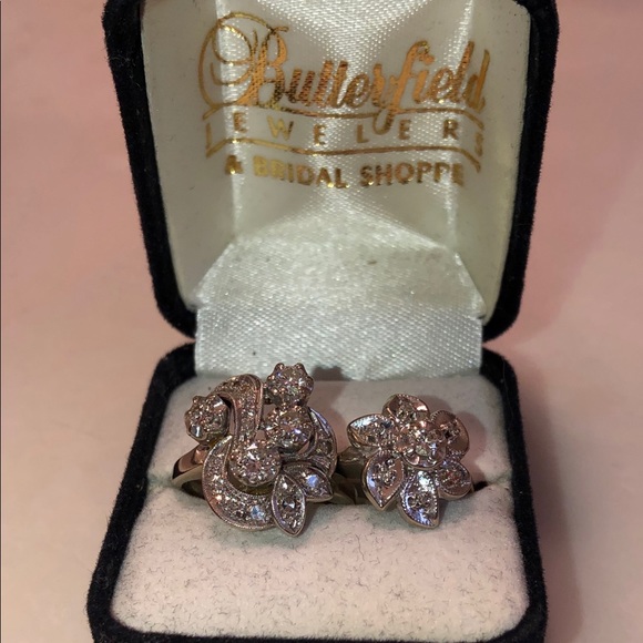 I 14K White Gold & Diamond Cocktail Ring. - Picture 1 of 3